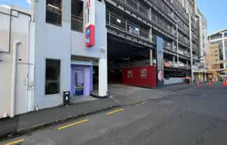 AFFORDABLE RETAIL/SERVICE SPACE - PRIME LOCATION
