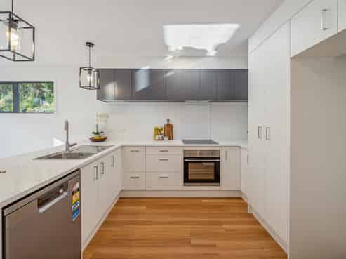 8/60 Akatarawa Road, Brown Owl