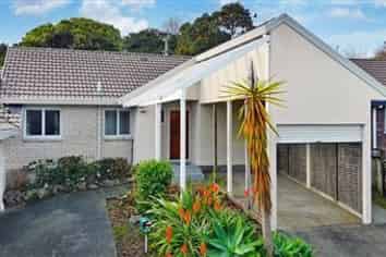 23 Central Park Drive, Te Atatu South