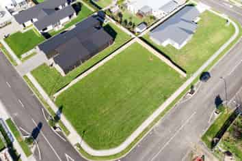 25 McWatters Drive, Ngatea