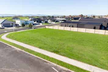 25 McWatters Drive, Ngatea