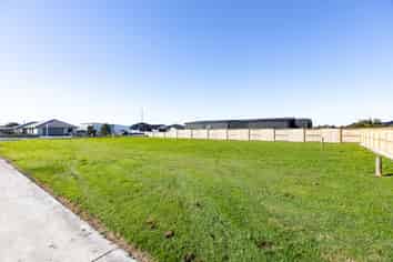 25 McWatters Drive, Ngatea