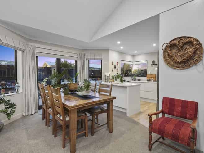71A Redwood Street, Redwoodtown