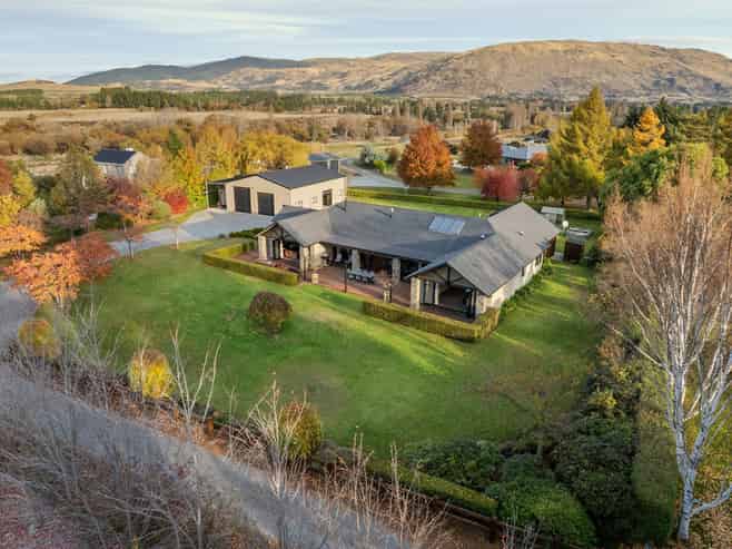 6 Sandys Lane, Wanaka