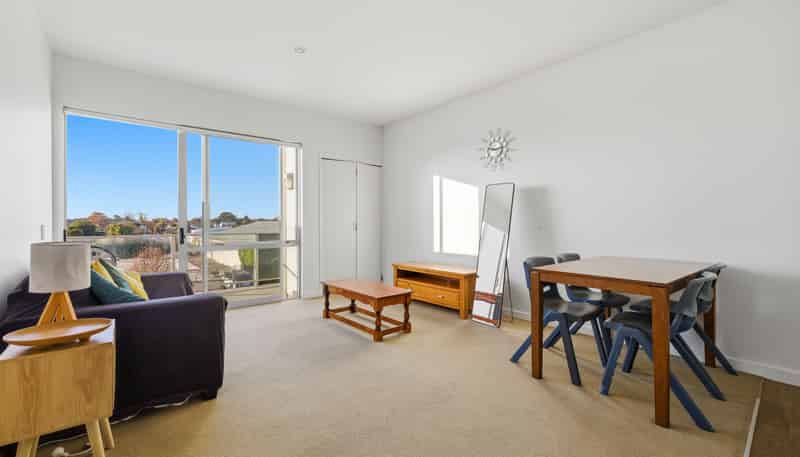 14/468 Cashel Street, Linwood