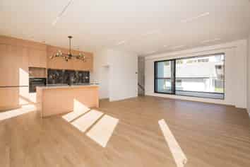 B/79 Archers Road, Hillcrest