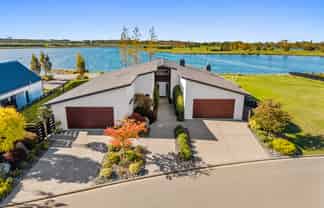 4 Waterton Point, Huntingdon