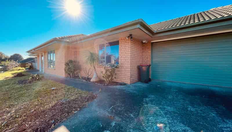 49 Michael Jones Drive, Flat Bush