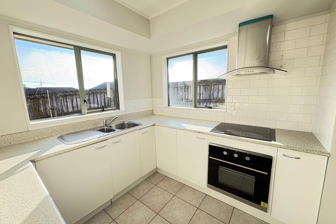 Modern Family Home in Prime Location - Widok 4