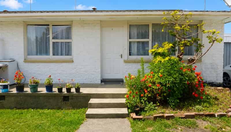 2/448 Armagh Street, Linwood