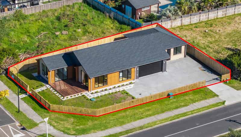 6 Kaipara Portage Road, Riverhead