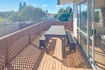 69 Harrington Road, Henderson