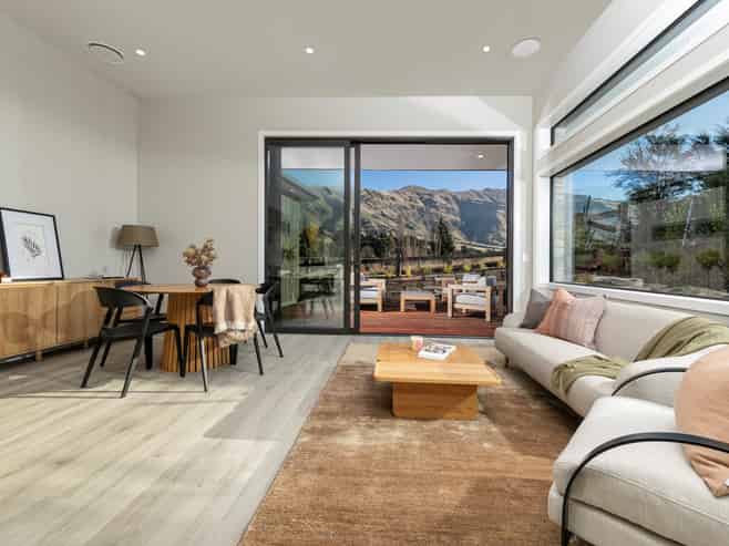 9 Kamana Rise, Wanaka