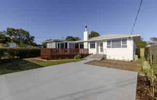 26A Cowling Road, Hurdon