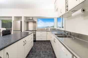 2/16 Marewa Road, Hataitai