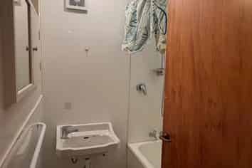 8/15 Park Avenue, Epuni