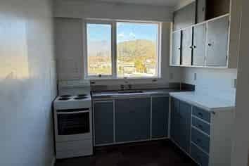 8/15 Park Avenue, Epuni
