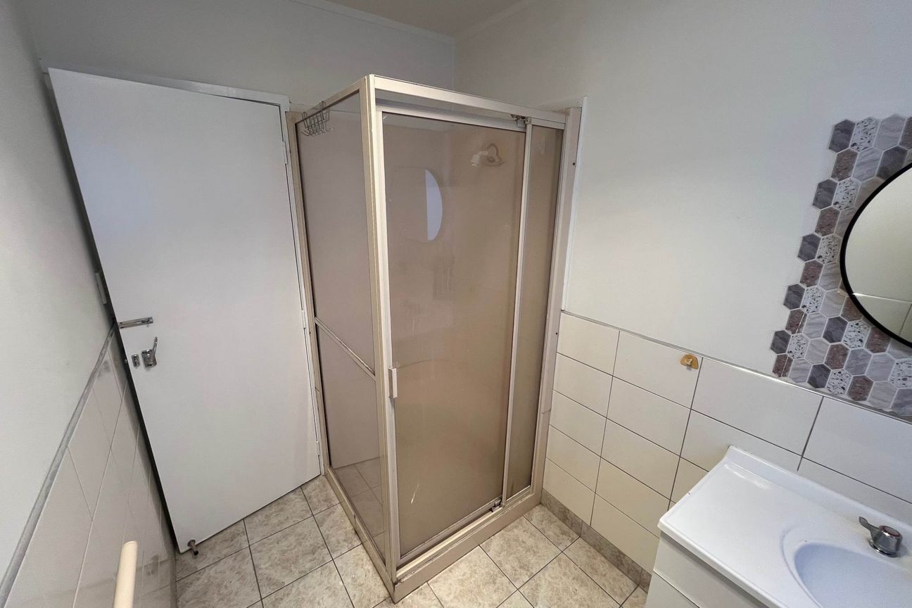 2 Bedroom Unit for Rent - Więcej