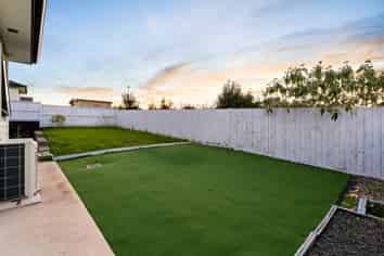22 Kauri Gum Rise, Swanson