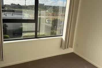 11 Waipuhinui Way, Wiri