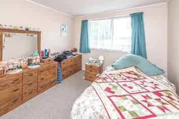 50 Hendersons Line, Marton