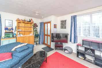 50 Hendersons Line, Marton