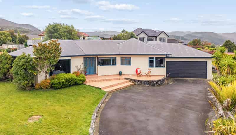 34 Birkinshaw Grove, Riverstone Terraces
