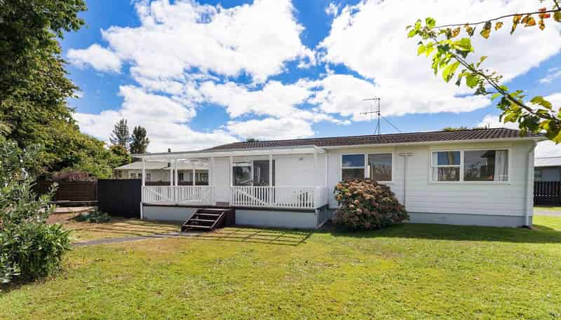 15 Takanini School Road, Takanini