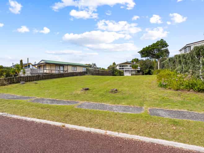5 Golden Hills Drive, Pauanui