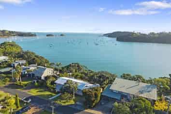 40 Shelly Beach Road, Surfdale