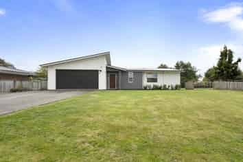 4 Feltham Street, Hunterville