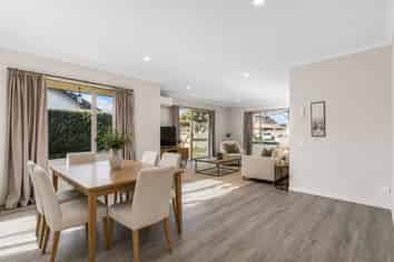 11 Blackwood Drive, Wattle Downs