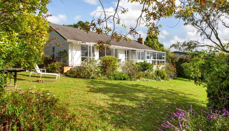 1/2 Watea Road, Torbay