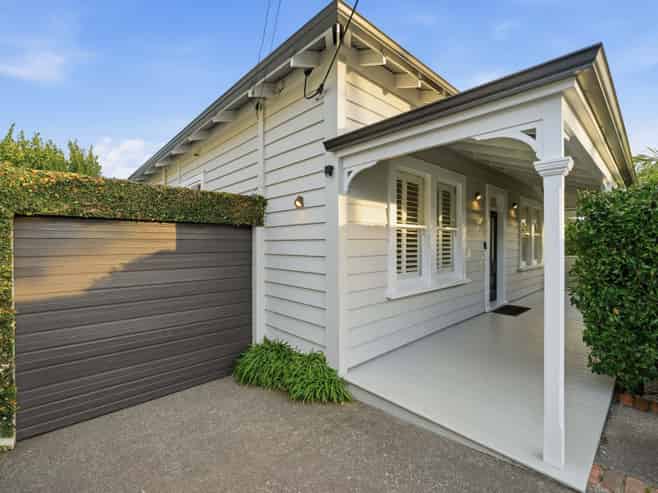45 Mozeley Avenue, Devonport