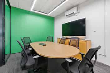 TENANTED INVESTMENT IN A HIGH-GROWTH LOCATION