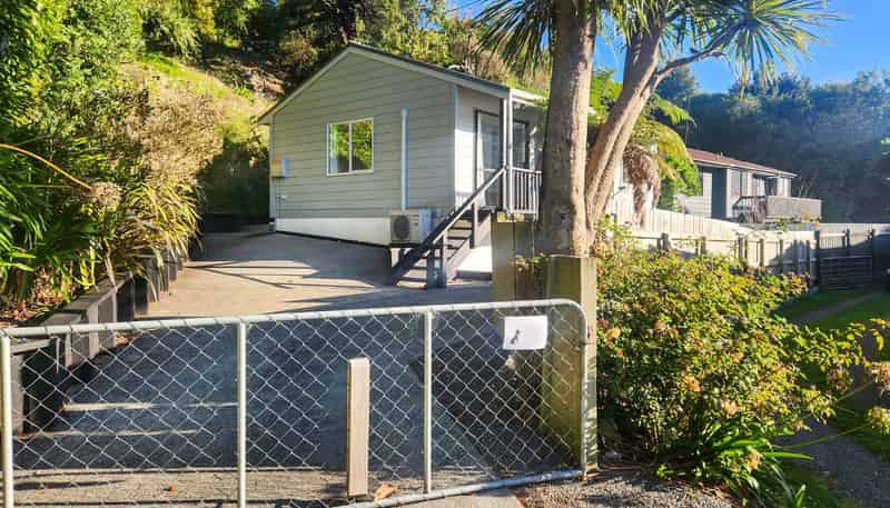 16 Crystal Grove, Birchville