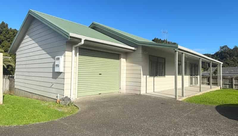 174 Western Hills Drive, Kensington