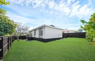 88A Parrs Cross Road, Henderson
