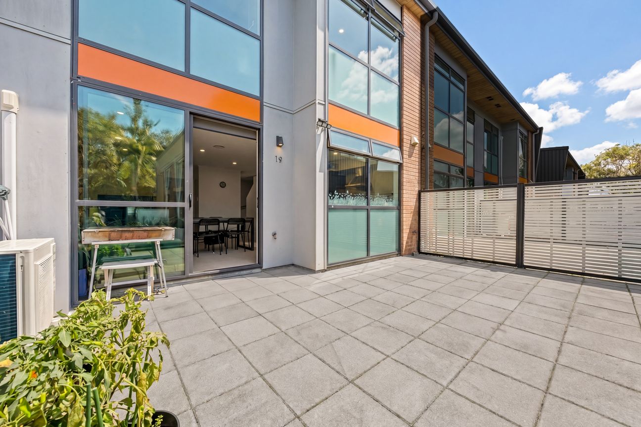 MODERN BRICK BEAUTY - SPACE FOR THE WHOLE FAMILY! - Vista 4