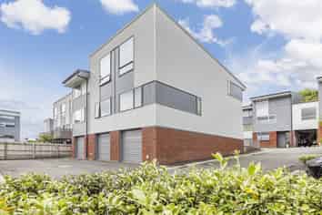 3/31 Princess Terrace, Newtown