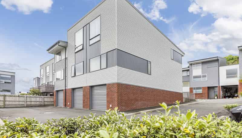 3/31 Princess Terrace, Newtown