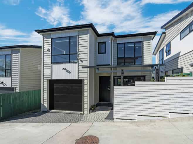 27D Littlejohn Street, Hillsborough