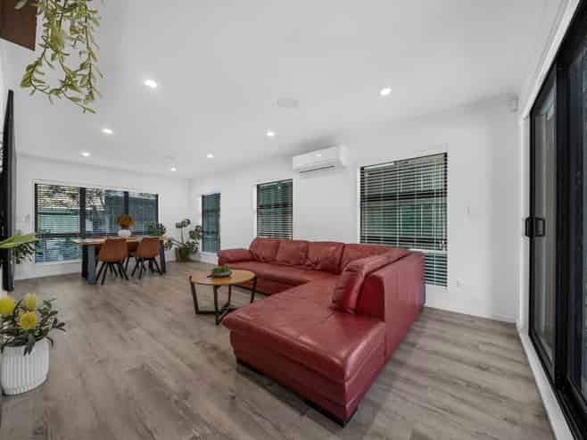 27D Littlejohn Street, Hillsborough