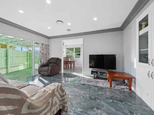 21 Kelwyn Road, Kelston