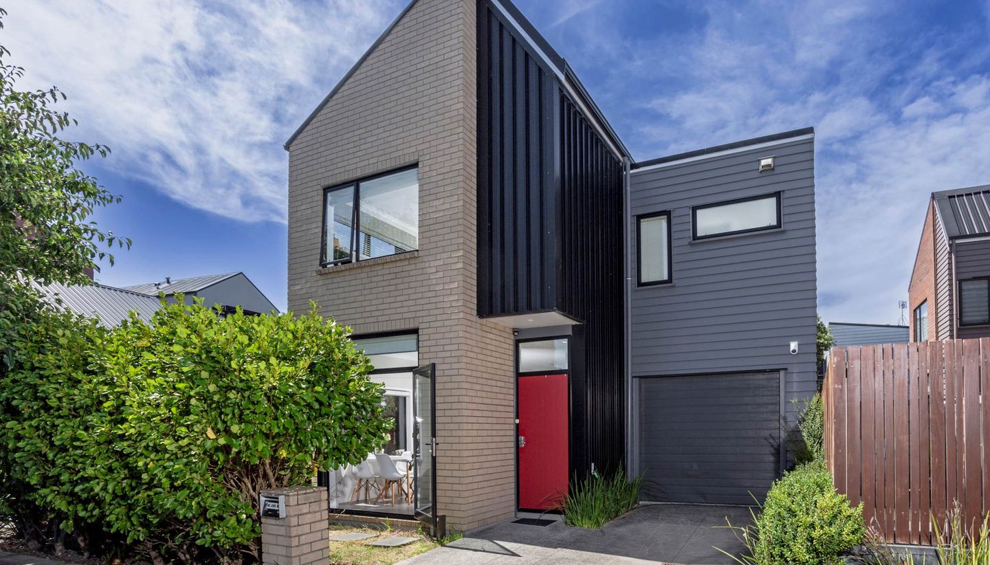 2 Rarahu Road, Hobsonville, Waitakere City, Auckland