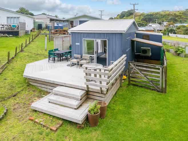 27 Lawton Drive, Kawhia