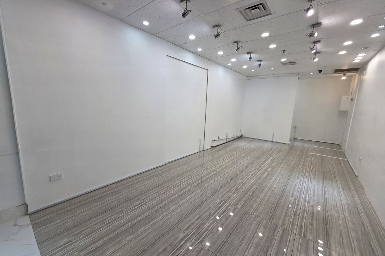 Affordable Mid City Retail - Available Now! - Ansicht 3