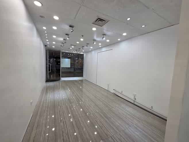 Affordable Mid City Retail - Available Now!