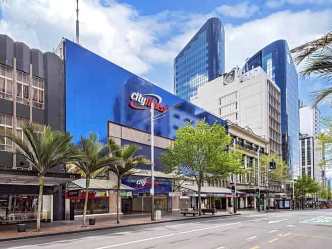 Affordable Mid City Retail - Available Now!