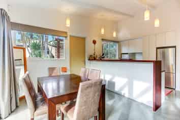 19A Moana Road, Okitu